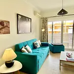 T1 Flamingo - - 1,5 Km Da Apartment